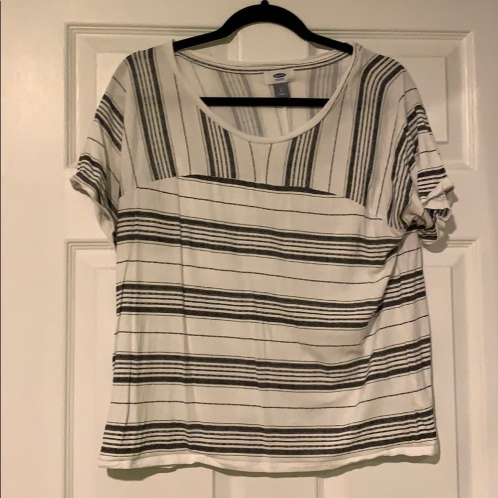 Old navy size L crop top